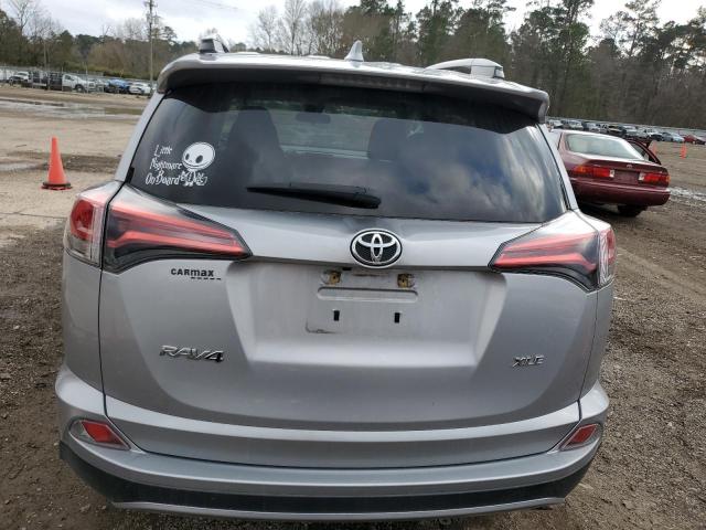 Photo 6 from auction – 2017 TOYOTA RAV4 XLE with VIN 2T3WFREV4HW327140