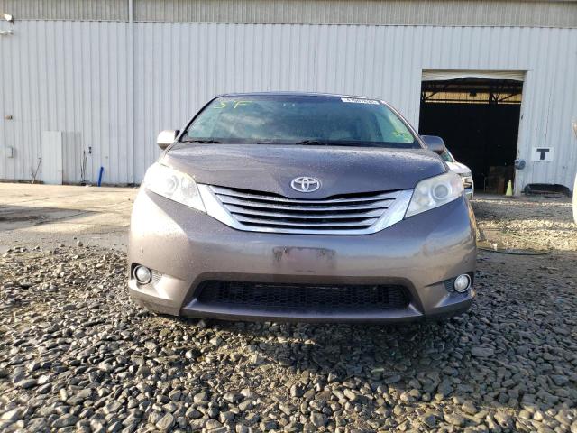 Photo 5 from auction – 2011 TOYOTA SIENNA XLE with VIN 5TDDK3DC6BS002918