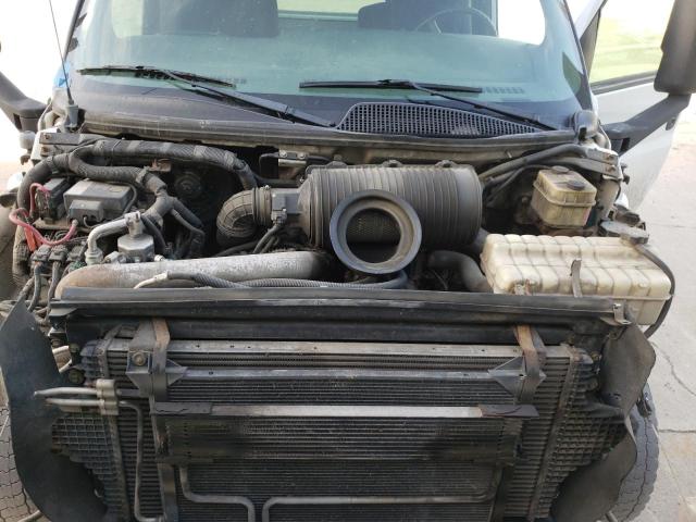 Photo 7 from auction – 2005 GMC C4500 C4E0 with VIN 1GDE4E1275F527508