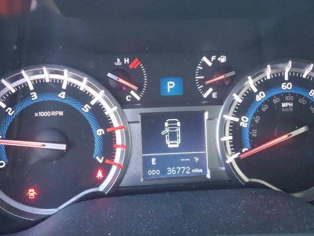 Photo 9 from auction – 2018 TOYOTA 4RUNNER SR with VIN JTEBU5JR9J5539062