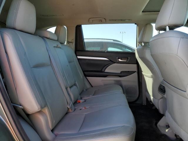Photo 11 from auction – 2015 TOYOTA HIGHLANDER with VIN 5TDKKRFH1FS085294