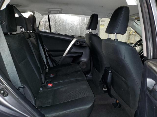 Photo 11 from auction – 2015 TOYOTA RAV4 LE with VIN JTMBFREV6FJ025648
