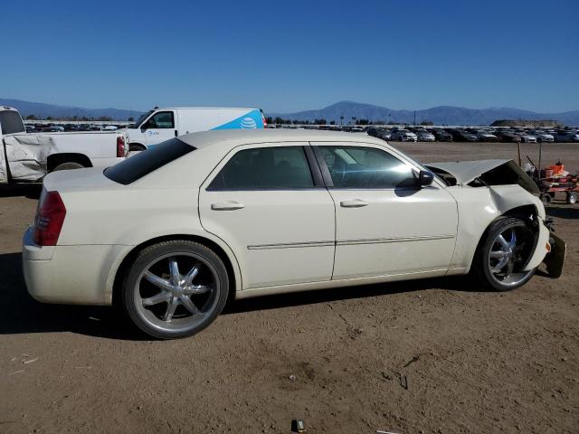 Photo 3 from auction – 2009 CHRYSLER 300 LX with VIN 2C3LA43DX9H568852