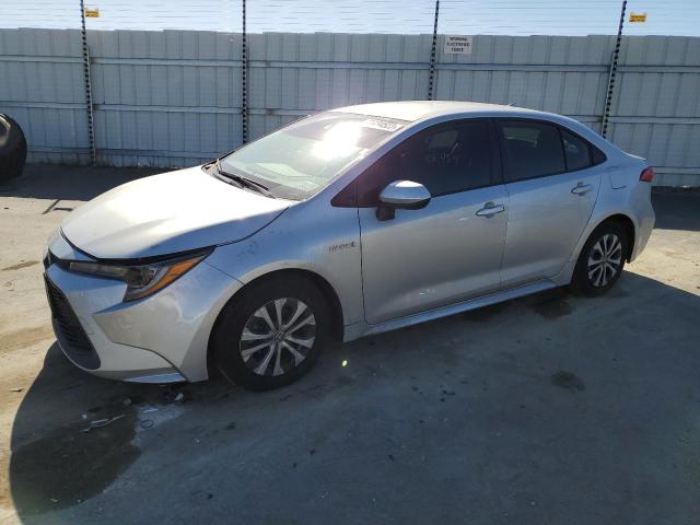 TOYOTA COROLLA LE 2021 with VIN JTDEAMDE6MJ014369 - Photo from auction