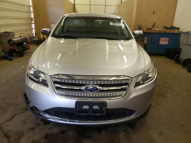 Photo 5 from auction – 2011 FORD TAURUS LIM with VIN 1FAHP2JW2BG147157