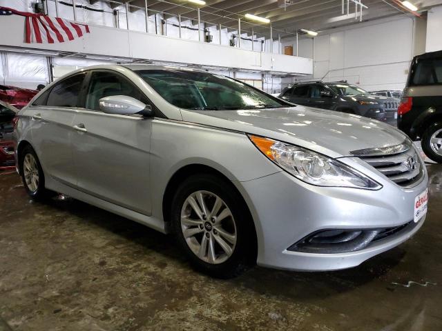 Photo 4 from auction – 2014 HYUNDAI SONATA GLS with VIN 5NPEB4AC2EH847516