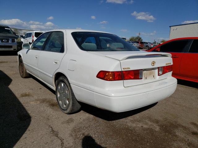 Photo 2 from auction – 2000 TOYOTA CAMRY CE with VIN JT2BG22K2Y0507744