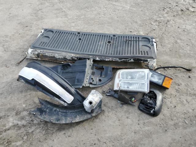 Photo 12 from auction – 2001 FORD F250 SUPER with VIN 1FTNX21S01EA32786