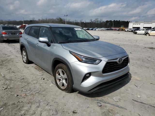 Photo 4 from auction – 2022 TOYOTA HIGHLANDER with VIN 5TDZZRAH1NS556747