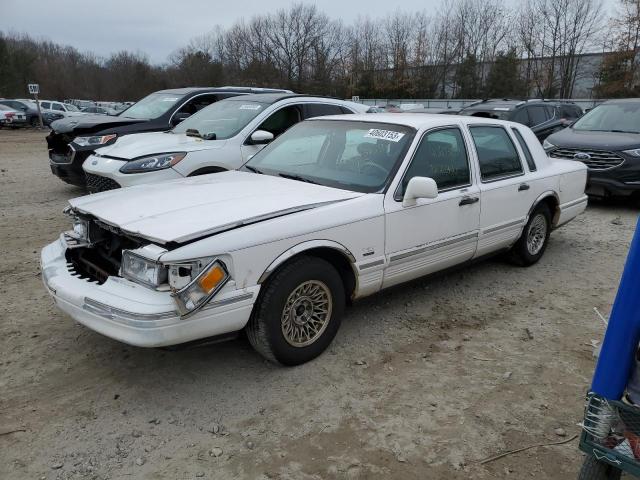 LINCOLN TOWN CAR E 1997 with VIN 1LNLM81WXVY758757 - Photo from auction