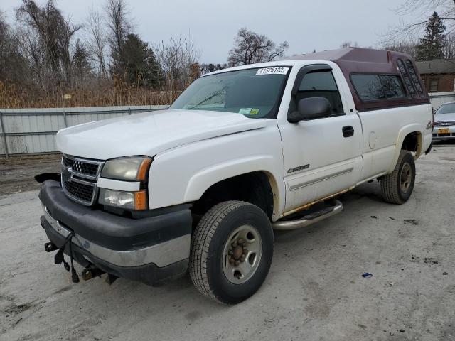 CHEVROLET SILVERADO 2006 with VIN 1GCHK24U76E213237 - Photo from auction