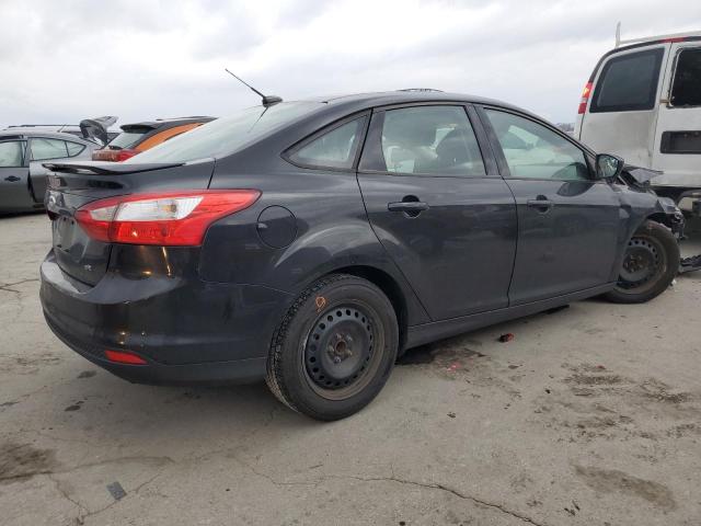 Photo 3 from auction – 2012 FORD FOCUS SE with VIN 1FAHP3F25CL130308