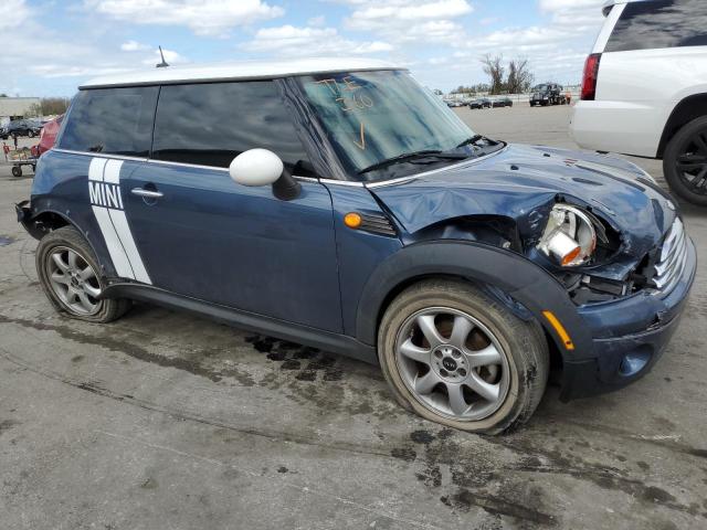Photo 4 from auction – 2010 MINI COOPER with VIN WMWMF3C55ATU78582