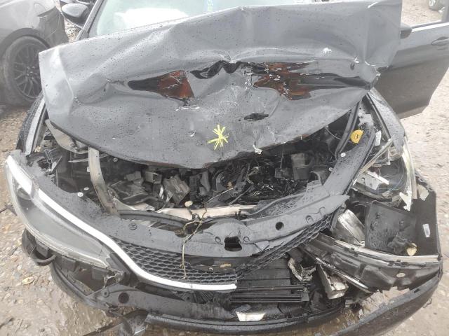 Photo 11 from auction – 2015 CHRYSLER 200 LIMITE with VIN 1C3CCCAB8FN547796