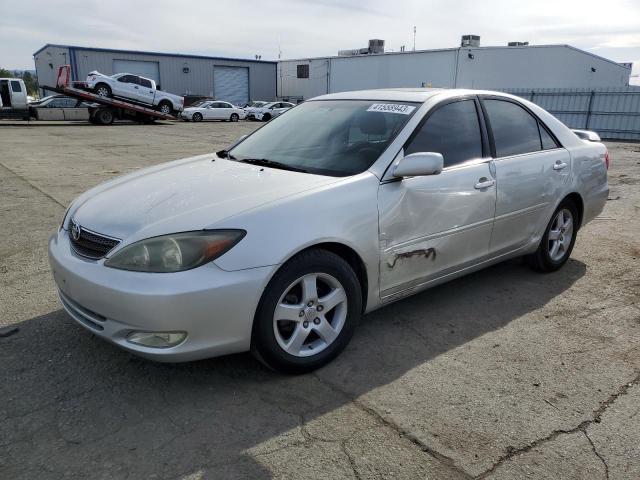 TOYOTA CAMRY LE 2004 with VIN 4T1BE32K34U859460 - Photo from auction