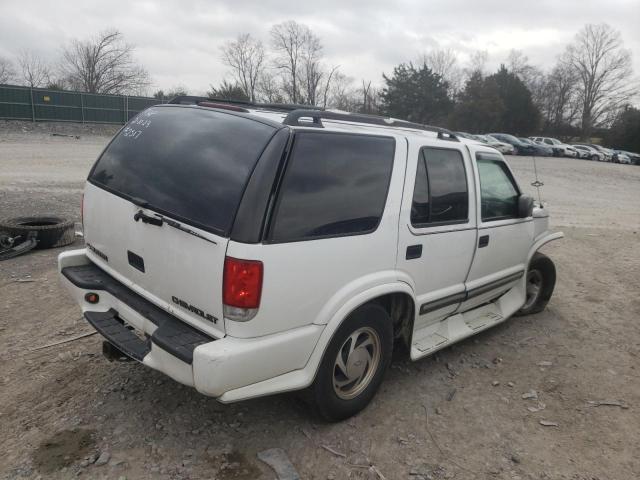 Photo 3 from auction – 2000 CHEVROLET BLAZER with VIN 1GNDT13W9Y2172517