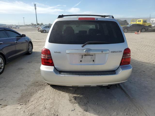Photo 6 from auction – 2002 TOYOTA HIGHLANDER with VIN JTEGD21A920028836