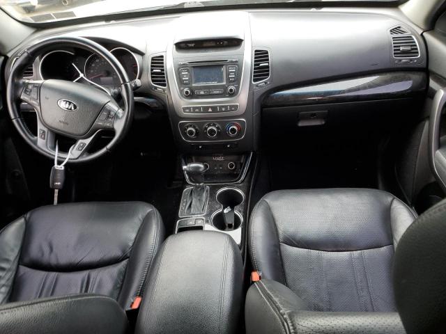 Photo 8 from auction – 2015 KIA SORENTO LX with VIN 5XYKT3A62FG623692