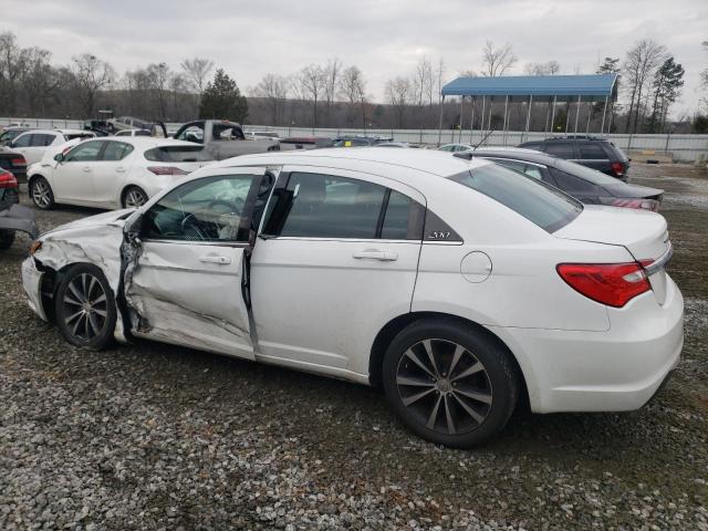 Photo 2 from auction – 2013 CHRYSLER 200 TOURIN with VIN 1C3CCBBG1DN715876