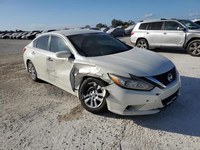 Photo 4 from auction – 2016 NISSAN ALTIMA 2.5 with VIN 1N4AL3AP5GC116799