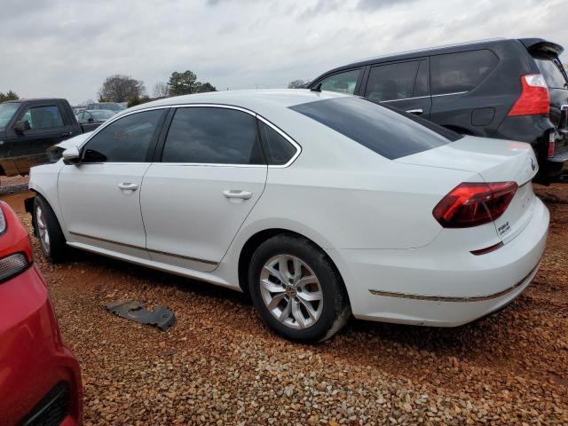 Photo 2 from auction – 2017 VOLKSWAGEN PASSAT with VIN 1VWAT7A37HC053766