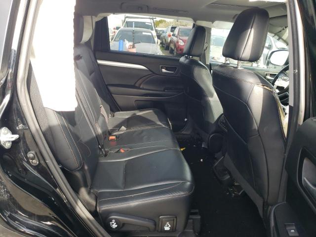 Photo 10 from auction – 2018 TOYOTA HIGHLANDER with VIN 5TDJZRFH4JS528196