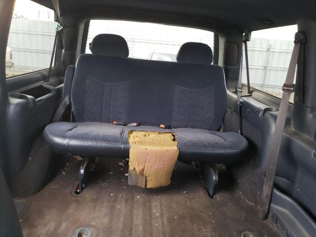 Photo 10 from auction – 2000 CHEVROLET ASTRO with VIN 1GNEL19W5YB205850