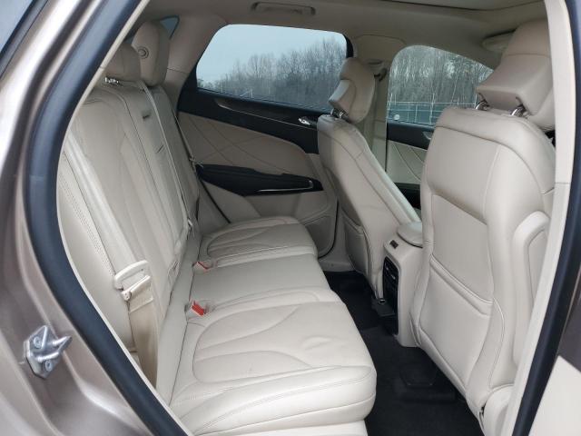 Photo 10 from auction – 2018 LINCOLN MKC RESERV with VIN 5LMCJ3D94JUL28674