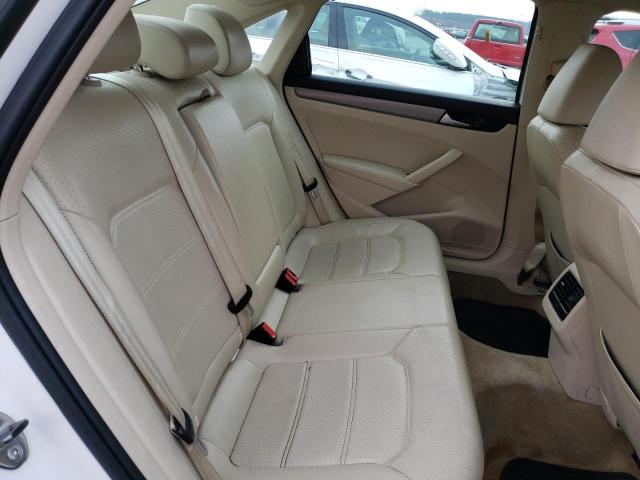 Photo 10 from auction – 2014 VOLKSWAGEN PASSAT SE with VIN 1VWBT7A38EC033557