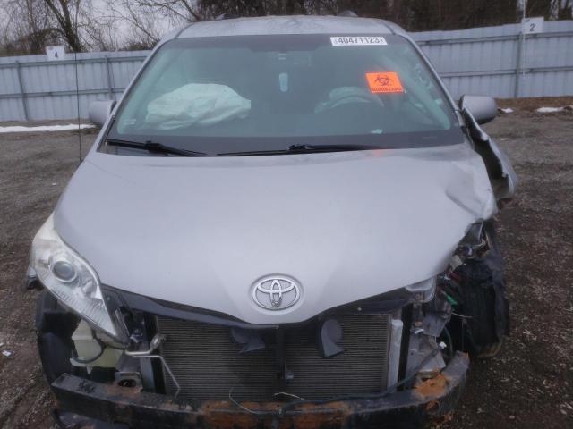Photo 12 from auction – 2012 TOYOTA SIENNA LE with VIN 5TDKK3DC1CS229281