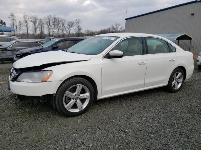 VOLKSWAGEN PASSAT SE 2014 with VIN 1VWBT7A38EC033557 - Photo from auction
