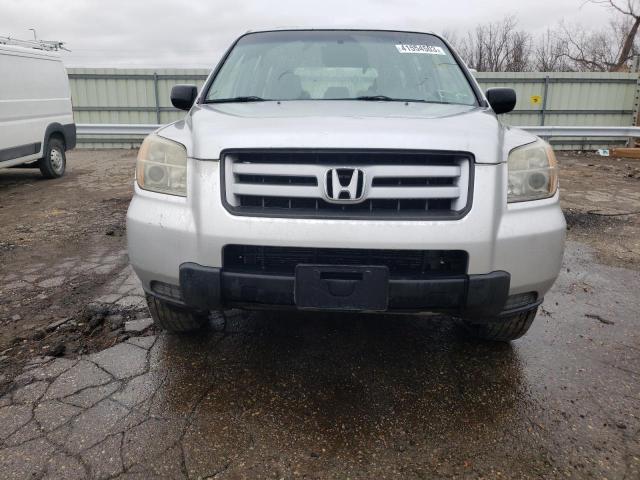 Photo 5 from auction – 2007 HONDA PILOT LX with VIN 2HKYF18117H538725