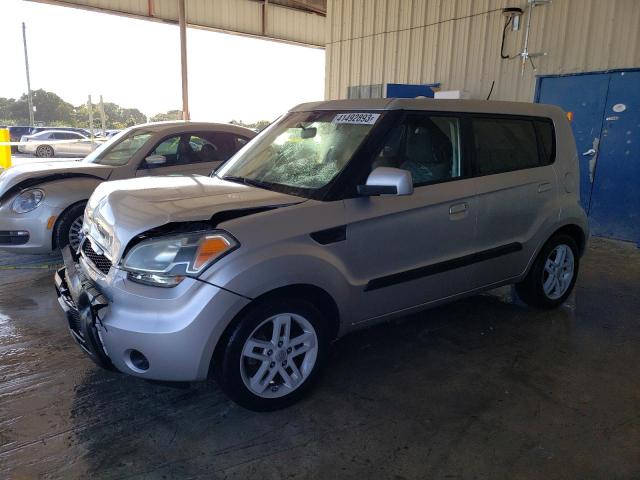 KIA SOUL 2010 with VIN KNDJT2A21A7033153 - Photo from auction