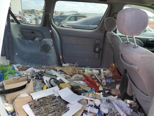 Photo 11 from auction – 2002 TOYOTA SIENNA CE with VIN 4T3ZF19C52U440013