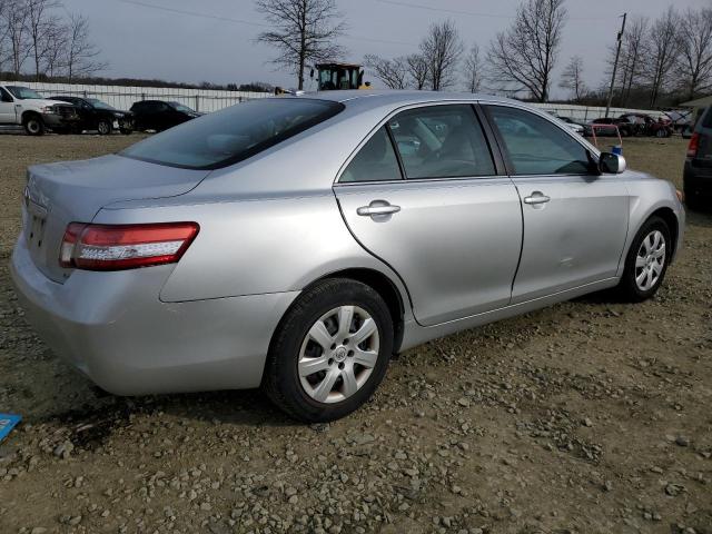 Zdjęcie 3 z aukcji – 2010 TOYOTA CAMRY BASE z VIN 4T1BF3EK0AU018751