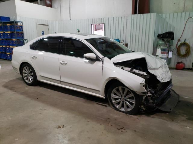 Photo 4 from auction – 2012 VOLKSWAGEN PASSAT SEL with VIN 1VWCP7A34CC007818