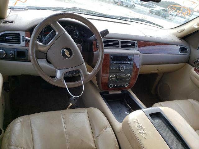 Photo 8 from auction – 2009 CHEVROLET SUBURBAN C with VIN 1GNFC26089J123659