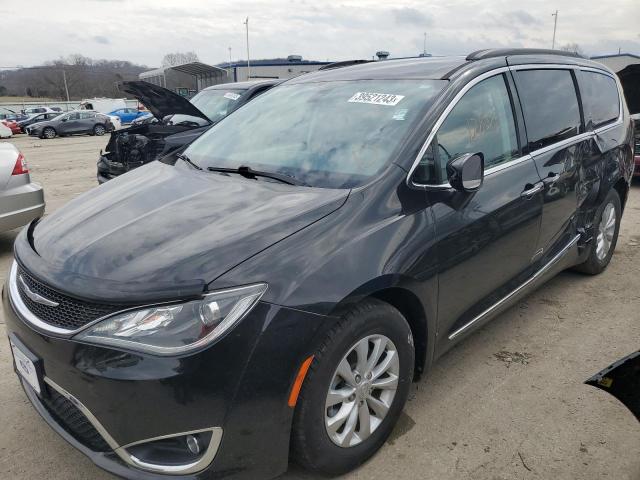 CHRYSLER PACIFICA T 2017 with VIN 2C4RC1BG1HR702778 - Photo from auction