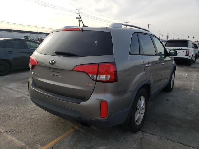 Photo 3 from auction – 2015 KIA SORENTO LX with VIN 5XYKT3A61FG551836