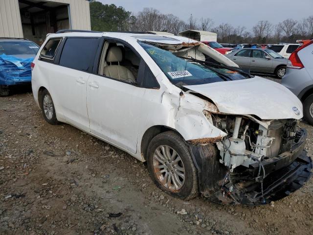 Photo 4 from auction – 2012 TOYOTA SIENNA XLE with VIN 5TDYK3DC0CS276182
