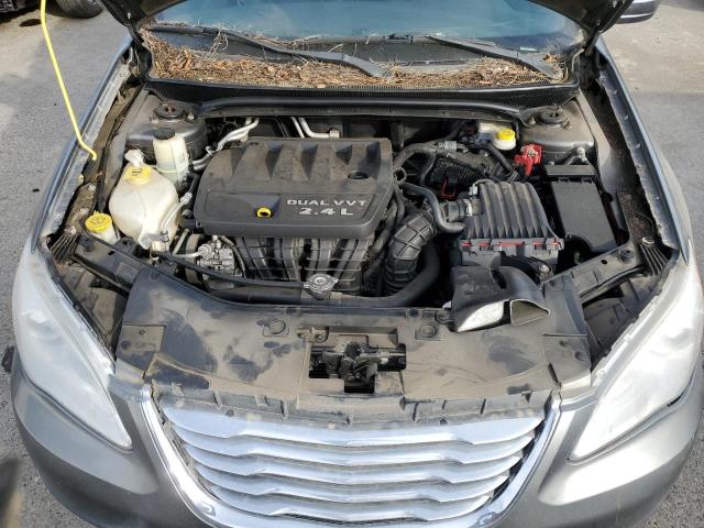 Photo 11 from auction – 2013 CHRYSLER 200 TOURIN with VIN 1C3CCBBB2DN577169
