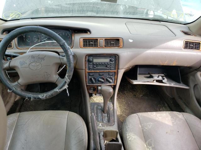 Photo 8 from auction – 2000 TOYOTA CAMRY CE with VIN 4T1BG22K6YU934405