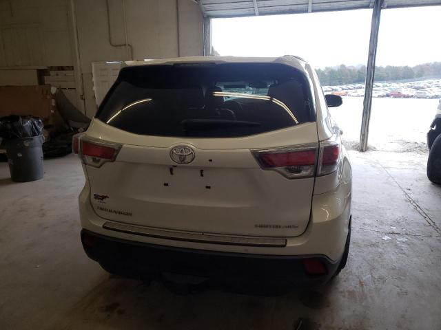 Photo 6 from auction – 2015 TOYOTA HIGHLANDER with VIN 5TDDKRFH9FS167329