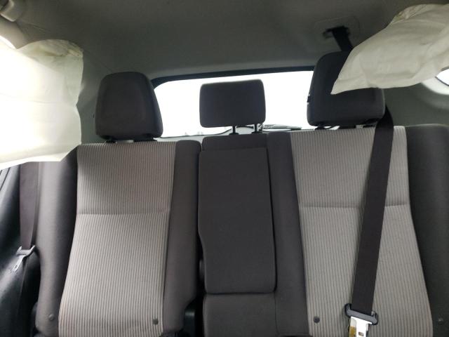 Photo 10 from auction – 2015 TOYOTA RAV4 LE with VIN JTMBFREV0FJ020333