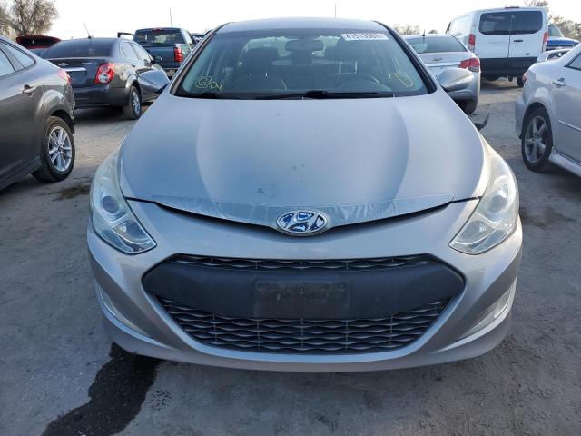Photo 5 from auction – 2013 HYUNDAI SONATA HYB with VIN KMHEC4A40DA064542