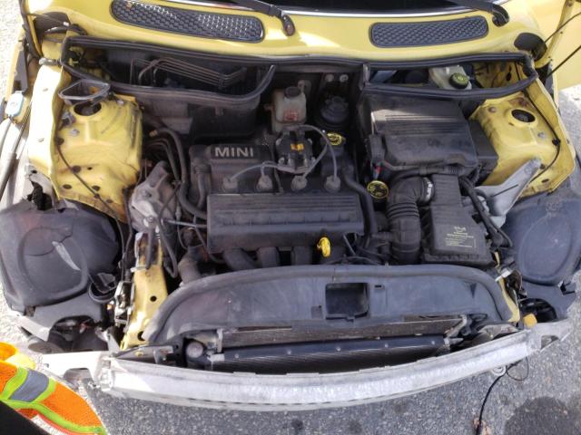 Photo 11 from auction – 2005 MINI COOPER with VIN WMWRC33535TK62881