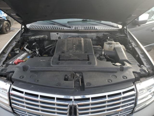 Photo 11 from auction – 2011 LINCOLN NAVIGATOR with VIN 5LMJJ2J54BEJ05999