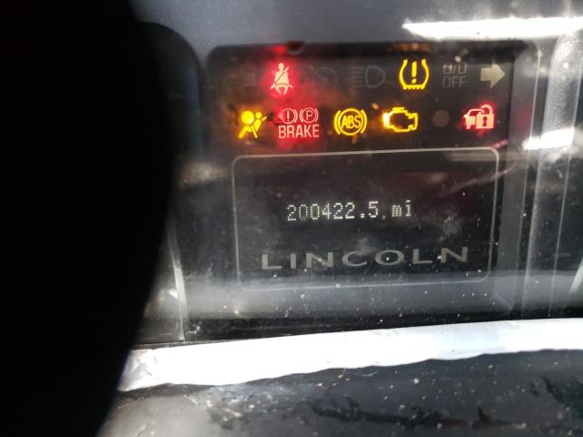 Photo 9 from auction – 2008 LINCOLN NAVIGATOR with VIN 5LMFU285X8LJ05934