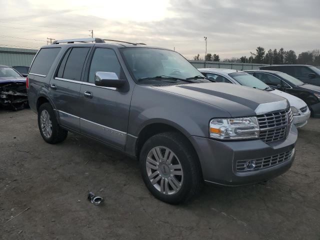 Photo 4 from auction – 2011 LINCOLN NAVIGATOR with VIN 5LMJJ2J54BEJ05999