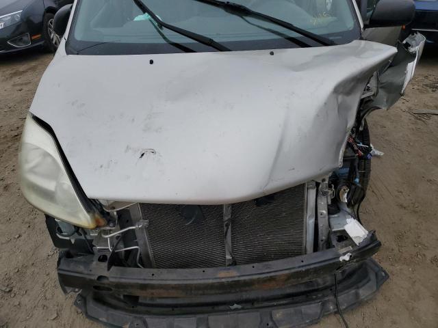 Photo 11 from auction – 2004 TOYOTA SIENNA CE with VIN 5TDZA23C54S210988